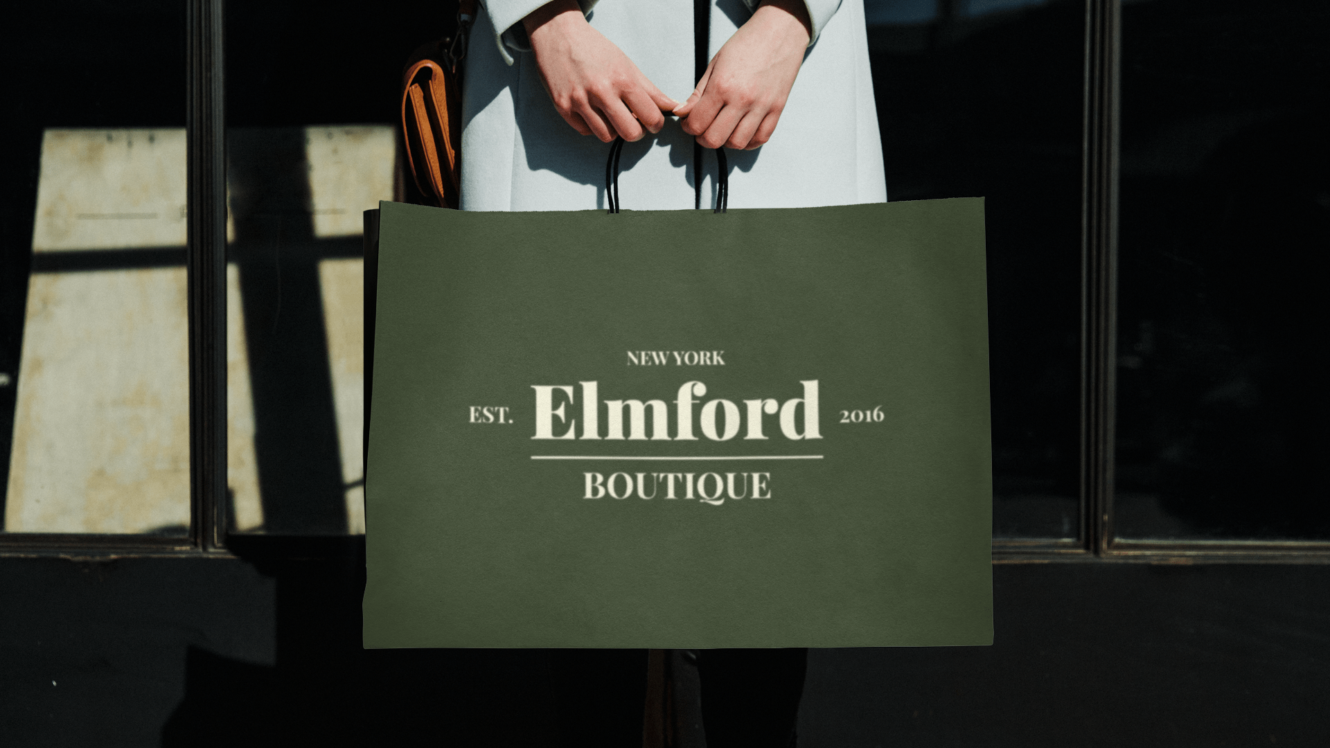 004_Elmford Boutique_Shopping Bag_Mock Up